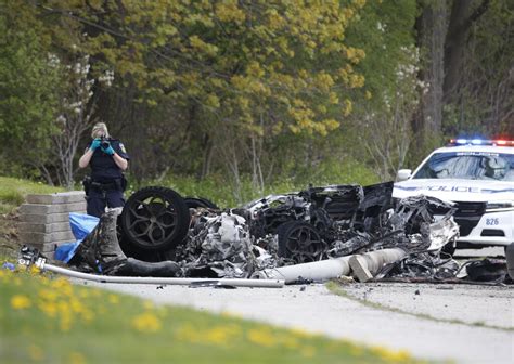 2 dead in fiery Mississauga crash, 1 charged with impaired driving